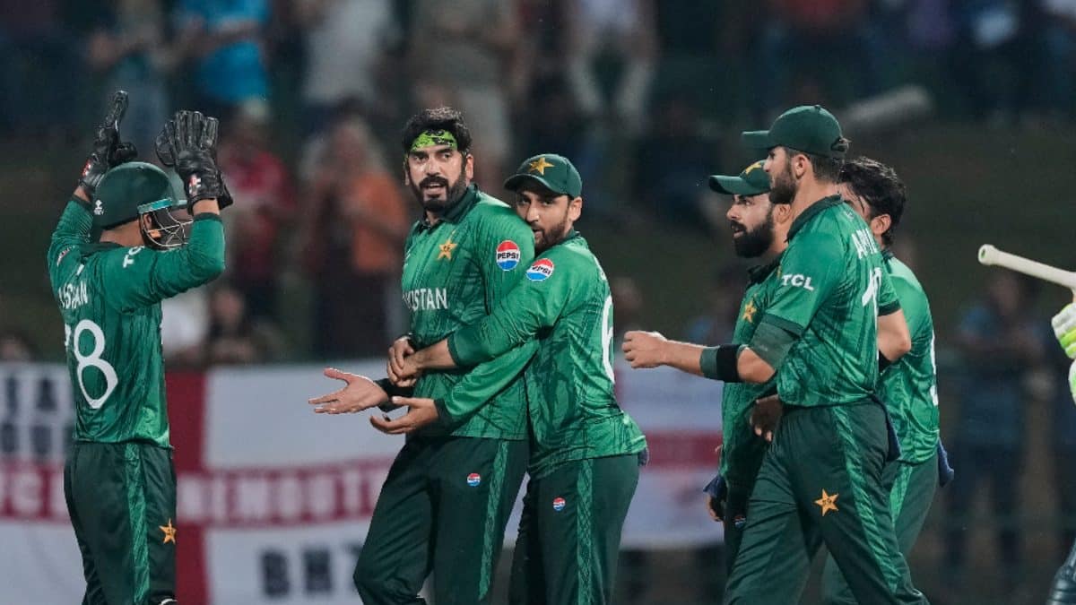 What happens to Pakistan if England or New Zealand win their T20 World Cup match