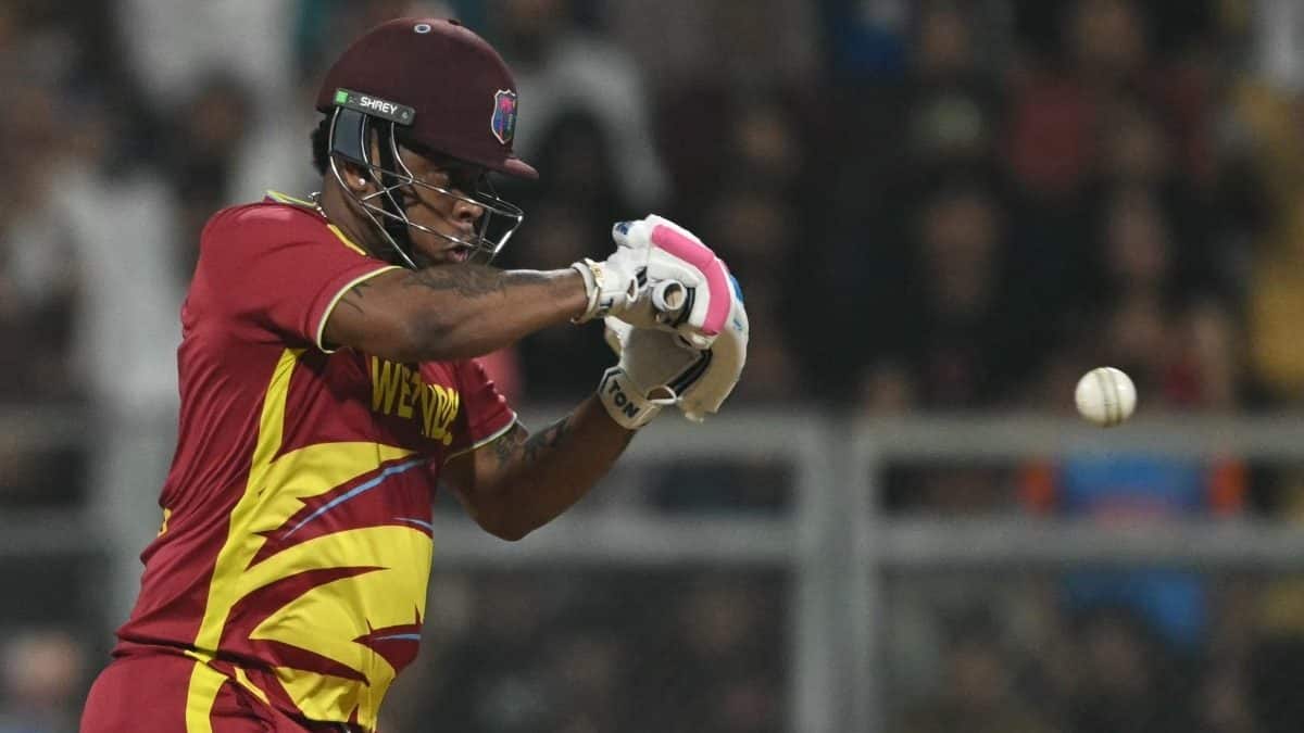 England vs West Indies LIVE Score, T20 World Cup: Hetmyer, Chase gone leaving WI in trouble
