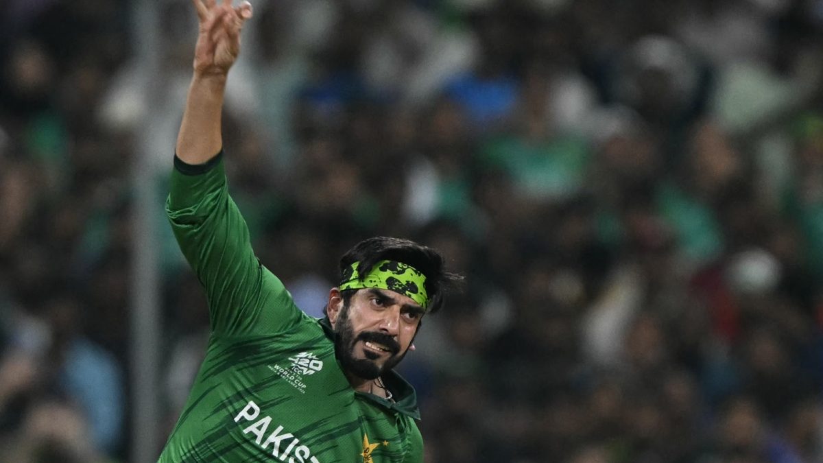 Usman Tariq controversy: Can umpires intervene during match if pause while bowling is deemed illegal? Usman Tariq controversy: Can umpires intervene during match if pause while bowling is deemed illegal?