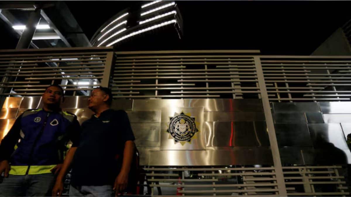 Malaysia: Govt's coalition partner seeks royal inquiry into anti-corruption agency