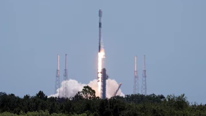 Starlink cleared to operate in Vietnam after government approval