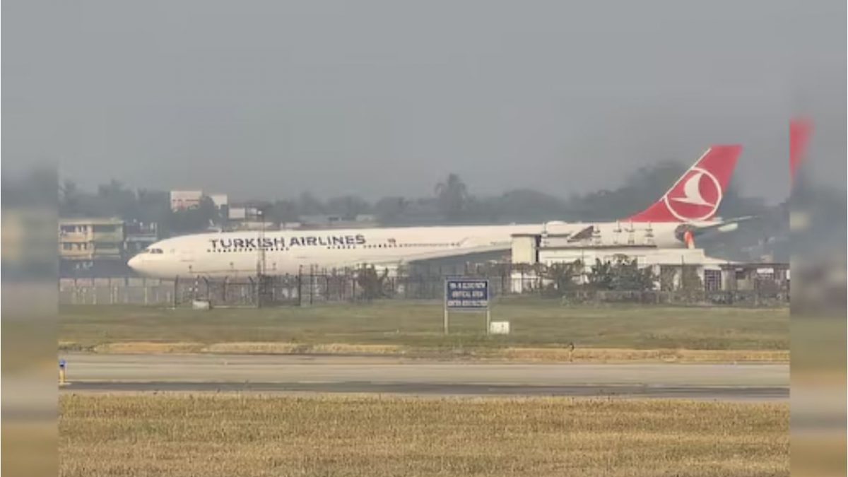 Turkish Airlines flight makes emergency landing in Kolkata after engine blaze post take-off from Kathmandu Turkish Airlines flight makes emergency landing in Kolkata after engine blaze post take-off from Kathmandu