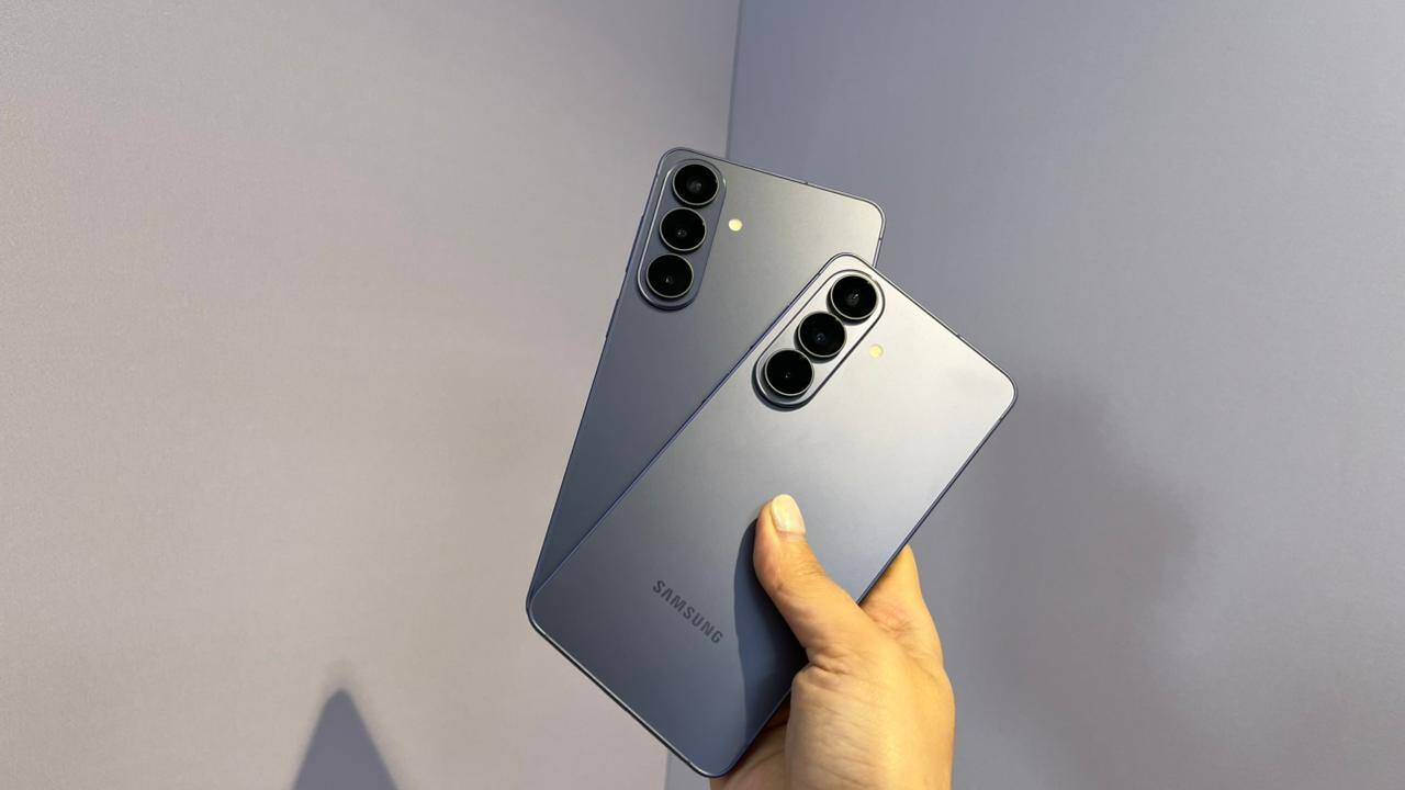 Samsung Galaxy S26 and S26+