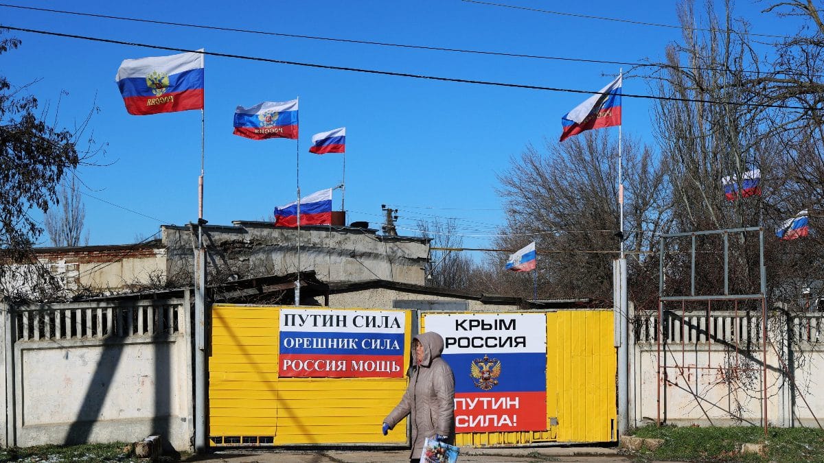 Russia and Belarus athletes to compete under national flags at Milano Cortina Paralympics, get combined 10 places