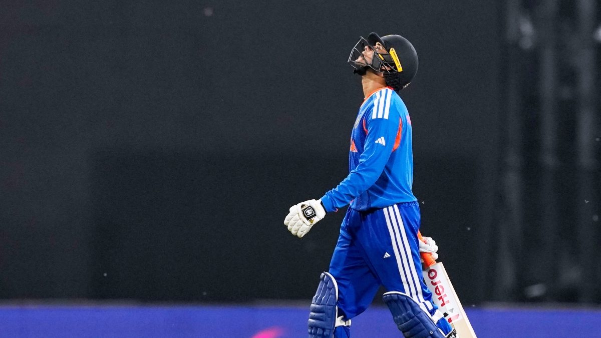 Salman Ali Agha dismisses Abhishek Sharma for Duck: Why he opened bowling despite so many spinners present Salman Ali Agha dismisses Abhishek Sharma for Duck: Why he opened bowling despite so many spinners present