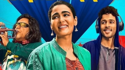 बैंडवाले रिव्यू: संगीत और पागलपन की कहानी में स्वानंद किरकिरे ने लूटी महफिल.