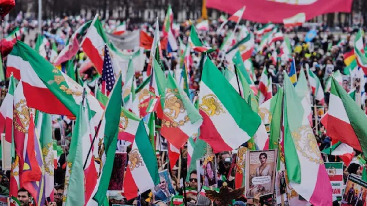 Around 250,000 rally in Munich, 350,000 march in Toronto as global protests call for Iran regime change