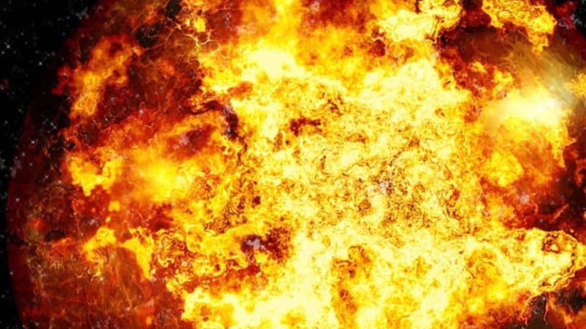 At least 8 killed, 2 injured in fireworks store explosion in eastern China