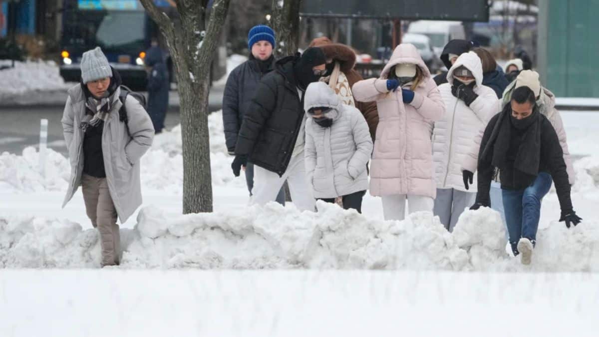 East Coast braces for major blizzard as nor’easter moves from Washington to Boston