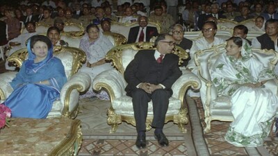 ormer Bangladeshi Prime Minister Khaleda Zia, left, looks over as new interim leader Mohammad Habibur Rahman speaks with opposition Awami League leader Sheikh Hasina, right, at Rahman’s swearing-in ceremony in Dhaka Saturday, March 30, 1996. AP
