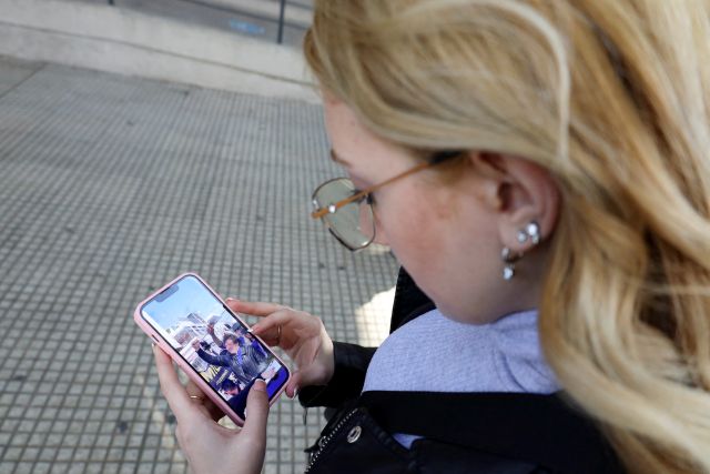 Representational Image, feminism through the phone. File photo/ Reuters