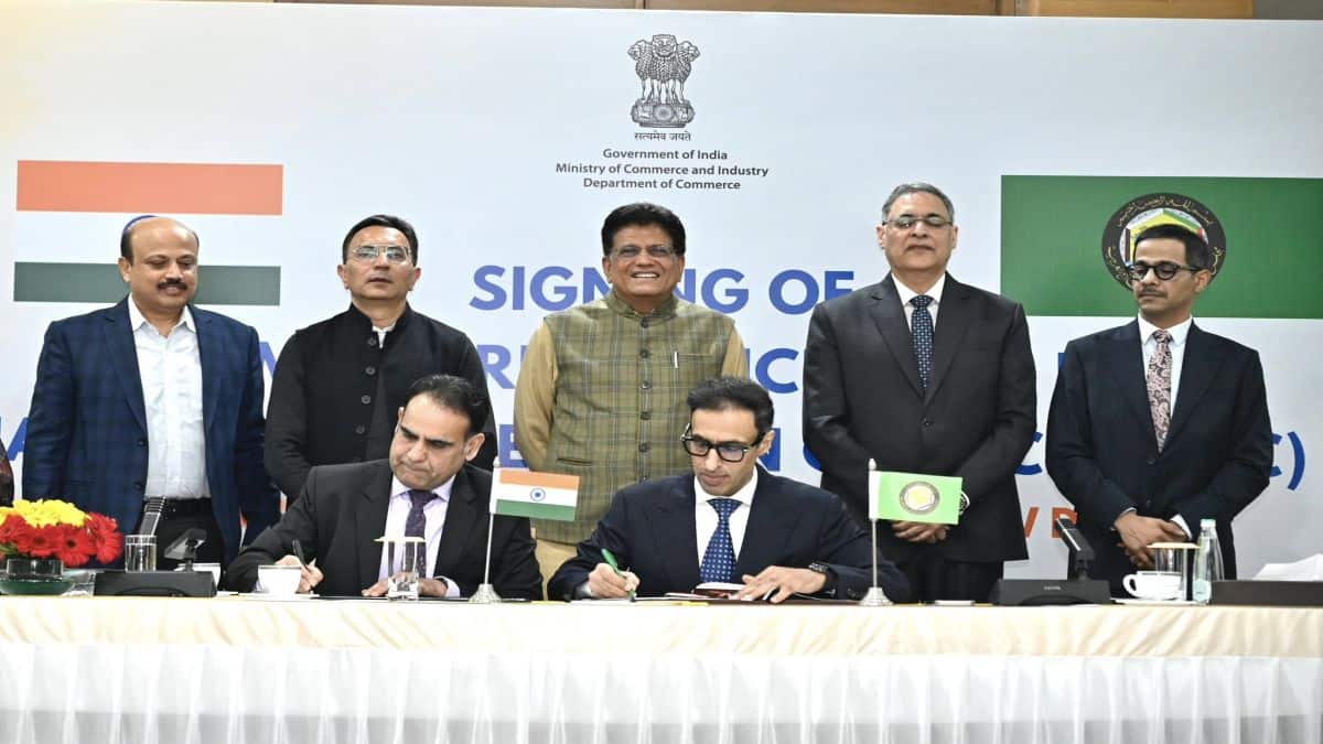 Why is a potential trade deal with 6 Arab nations significant to India?