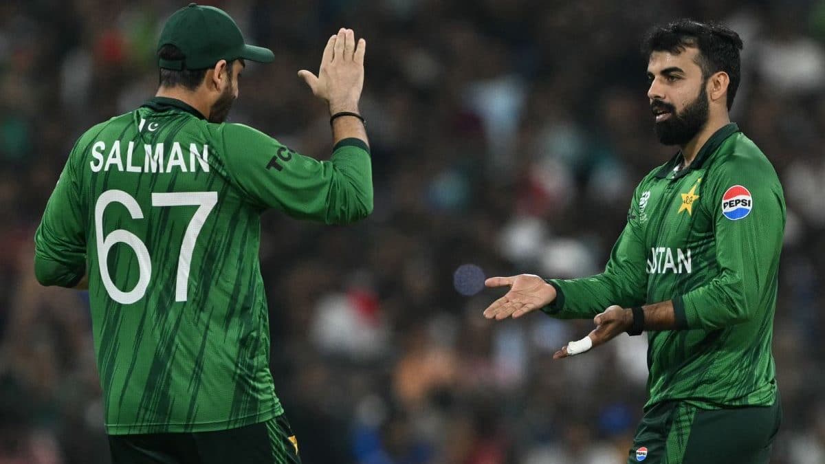 'Everyone became disrespectful': Former Pakistan coach claims players became arrogant after beating India in 2021