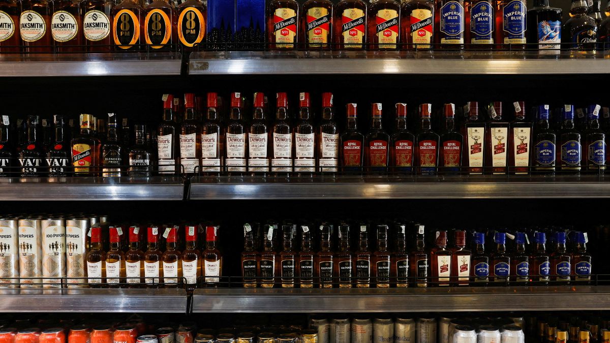 Karnataka to link excise duty to alcohol content: Will liquor get cheaper? Karnataka to link excise duty to alcohol content: Will liquor get cheaper?