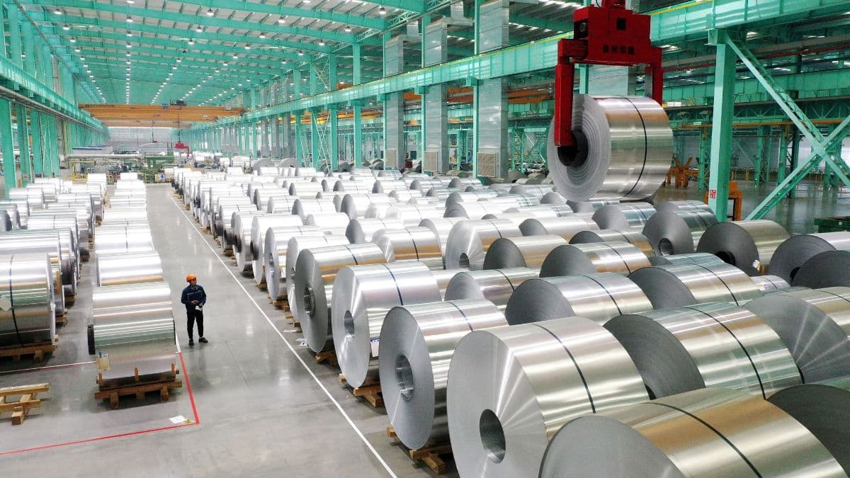 China factory output accelerates, retail sales rebound in steady start to 2026