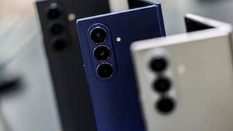 FILE PHOTO: Samsung Galaxy Z Fold 7 phones are displayed during an event in New York, U.S., July 8, 2025. REUTERS/Jeenah Moon/File Photo