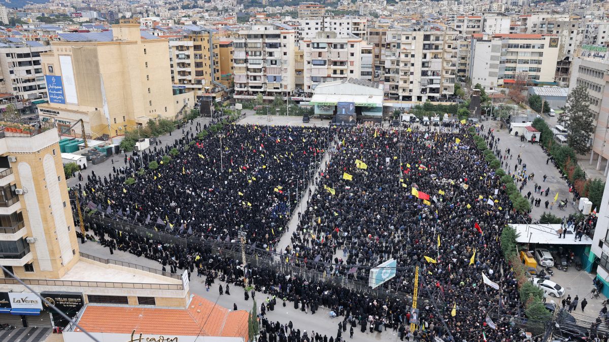 Iran Isarel War Live Updates: Israel retaliates against Hezbollah, hitting Beirut amid rising cross-border hostilities Iran Isarel War Live Updates: Israel retaliates against Hezbollah, hitting Beirut amid rising cross-border hostilities