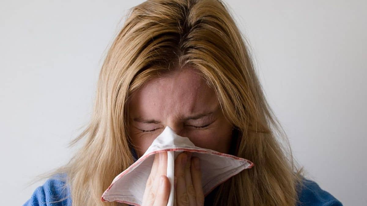 You breathe through one nostril at a time. Here’s why – Firstpost