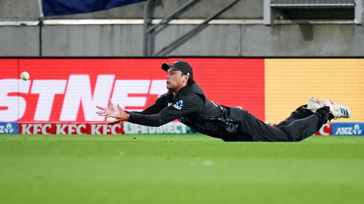 New Zealand vs South Africa LIVE Score, 4th T20: Stunning final over from Sears stops SA at 164-5 in 20 overs