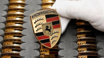 Porsche's Last Stand: New Patent Blends Manual Feel with Auto Tech