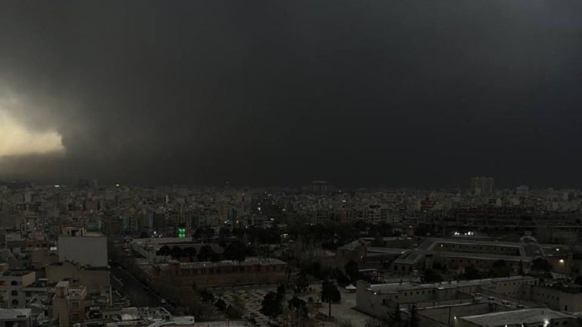 Why black rain in Iran is raising health concerns – Firstpost Why black rain in Iran is raising health concerns – Firstpost