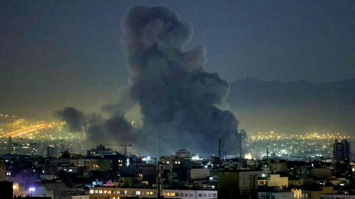 Iran-Israel War Live Updates: France, Germany, UK ready to take 'defensive action' against Iran; US ‘destroys, sinks’ 9 Iranian naval ships Iran-Israel War Live Updates: France, Germany, UK ready to take 'defensive action' against Iran; US ‘destroys, sinks’ 9 Iranian naval ships