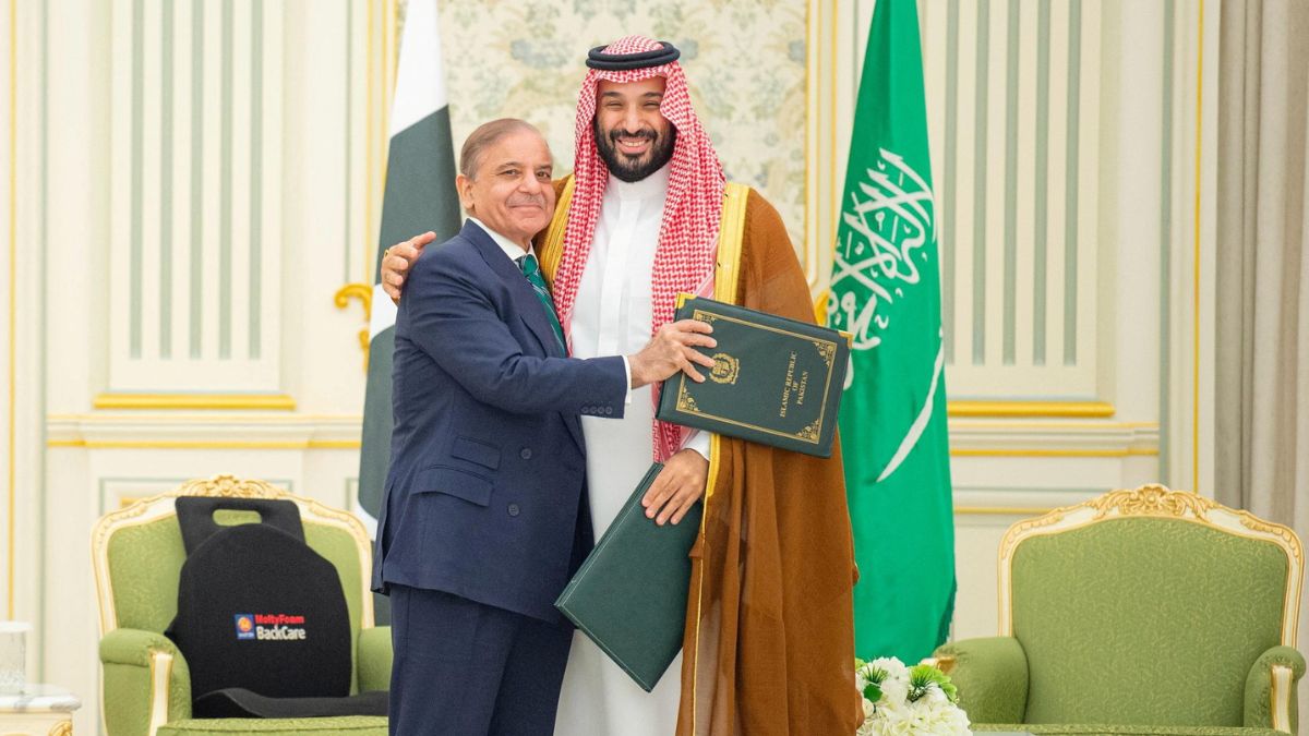 Pakistan offers 'aid' to Saudi Arabia amid Iran attacks Pakistan offers 'aid' to Saudi Arabia amid Iran attacks