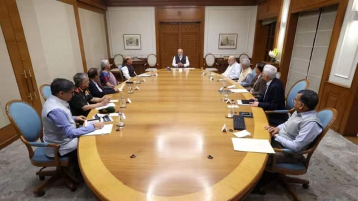 India can restore normal supplies in 4-5 days if West Asia tensions ease, govt tells panel
