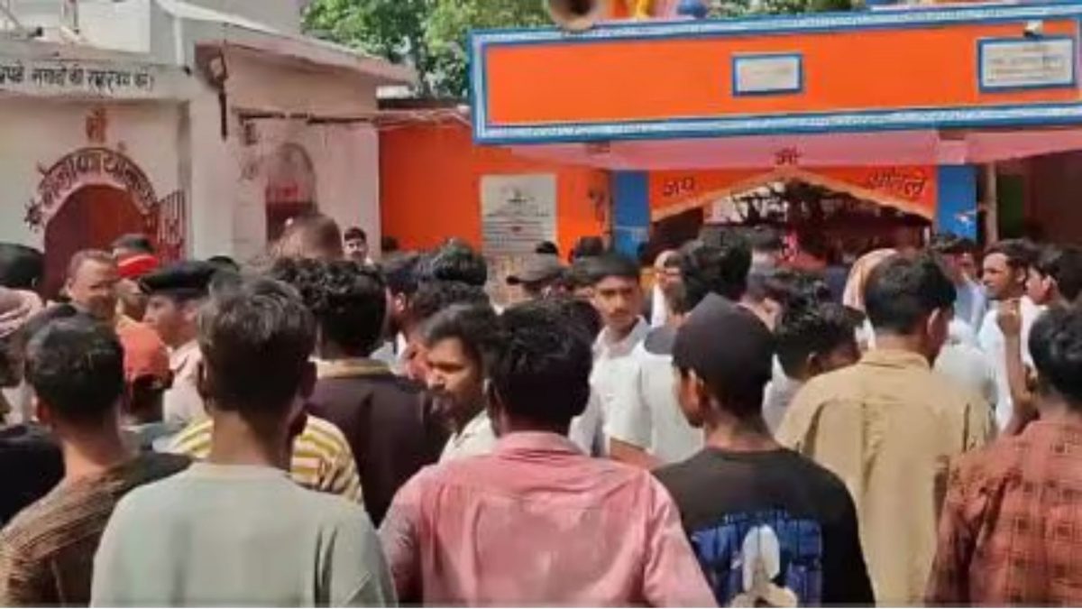 A stampede took place at the Sheetala Mata Temple in Bihar's Nalanda district due to huge crowds gathered for Tuesday prayers (X) A stampede took place at the Sheetala Mata Temple in Bihar's Nalanda district due to huge crowds gathered for Tuesday prayers (X)