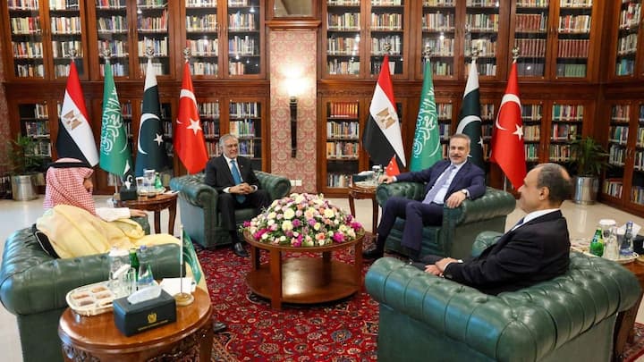 Pakistan calls 4-nation meet ‘very productive,’ pushes diplomacy on Iran conflict