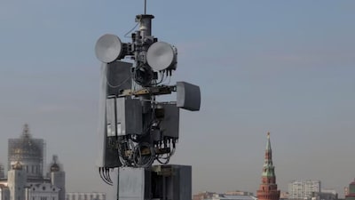 The Kremlin scales up its digital offensive to dismantle the tools used by citizens to bypass state censorship.