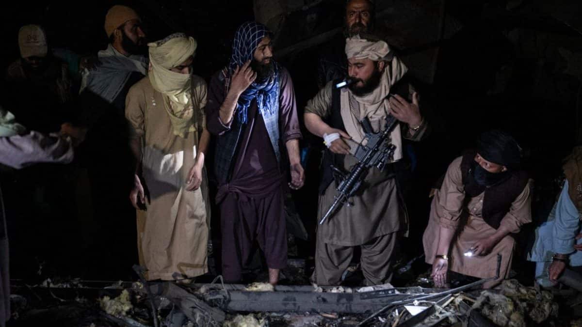 The Night the Sky Fractured on the Durand Line