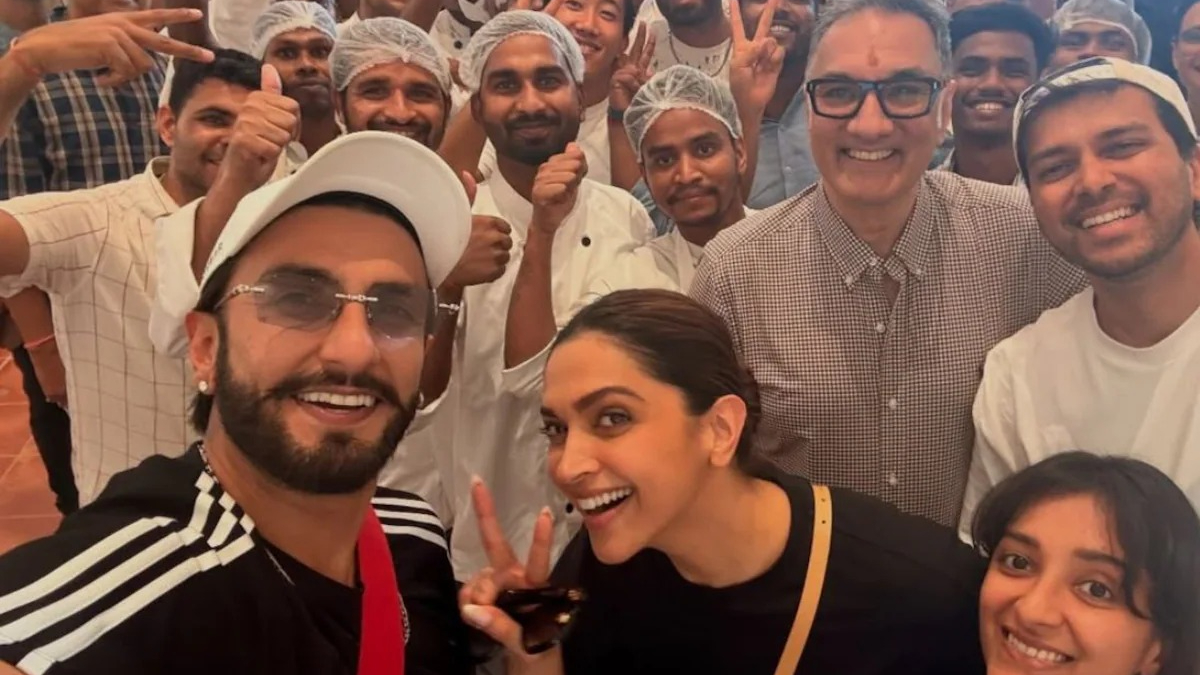 Here's how Deepika Padukone celebrated the historic success of 'Dhurandhar The Revenge' with husband Ranveer Singh in the city: WATCH Here's how Deepika Padukone celebrated the historic success of 'Dhurandhar The Revenge' with husband Ranveer Singh in the city: WATCH