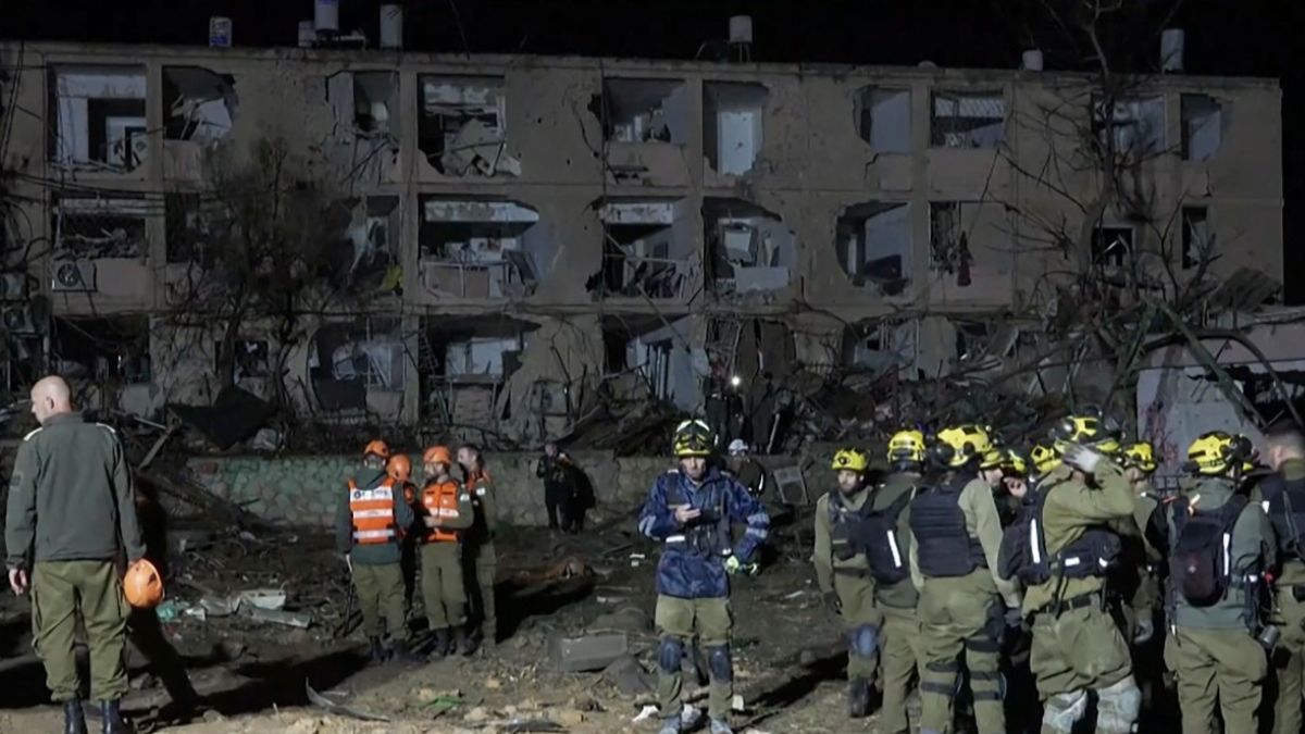 Iranian missile strikes Israel’s Dimona, known as ‘Little India’, leaving 59 injured Iranian missile strikes Israel’s Dimona, known as ‘Little India’, leaving 59 injured