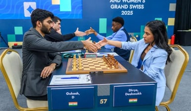 World Champion Gukesh Dommaraju and Women's World Cup winner Divya Deshmukh. Image: FIDE 