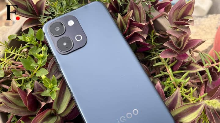 iQOO Z11x first impressions: A big battery, bold specs and plenty to explore under Rs 20,000