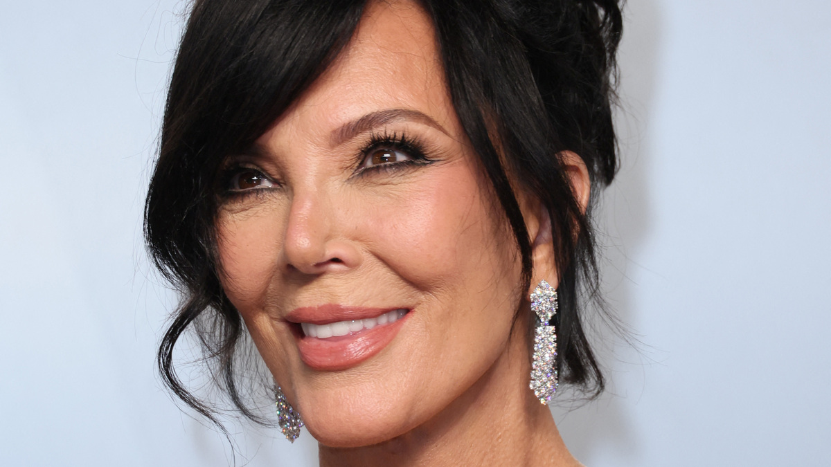 Why Chinese social media users are changing their profile picture to Kris Jenner Why Chinese social media users are changing their profile picture to Kris Jenner