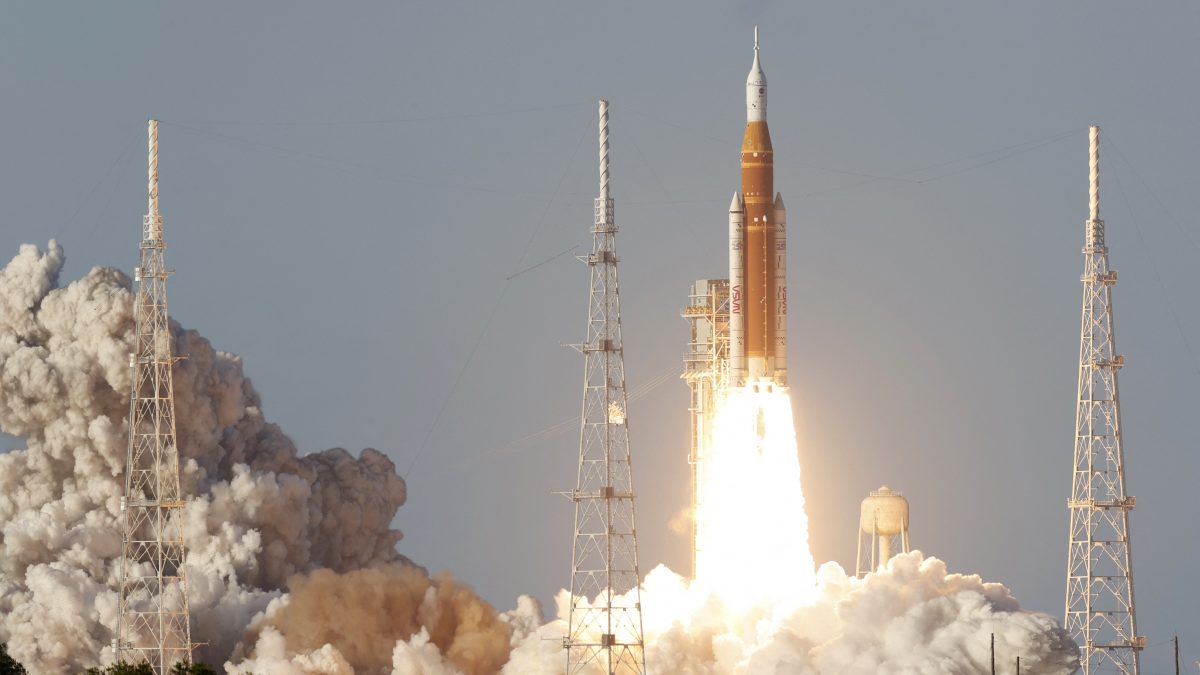 Nasa's Artemis II rocket successfully lifts off for historic bid to land astronauts on Moon after 54 years Nasa's Artemis II rocket successfully lifts off for historic bid to land astronauts on Moon after 54 years