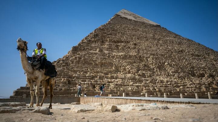 Egypt’s private sector falters as war pressures push PMI to near two-year low