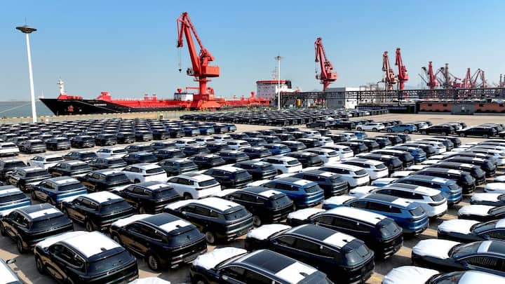 Lawmakers urge Trump to keep Chinese automakers out of US manufacturing sector Lawmakers urge Trump to keep Chinese automakers out of US manufacturing sector