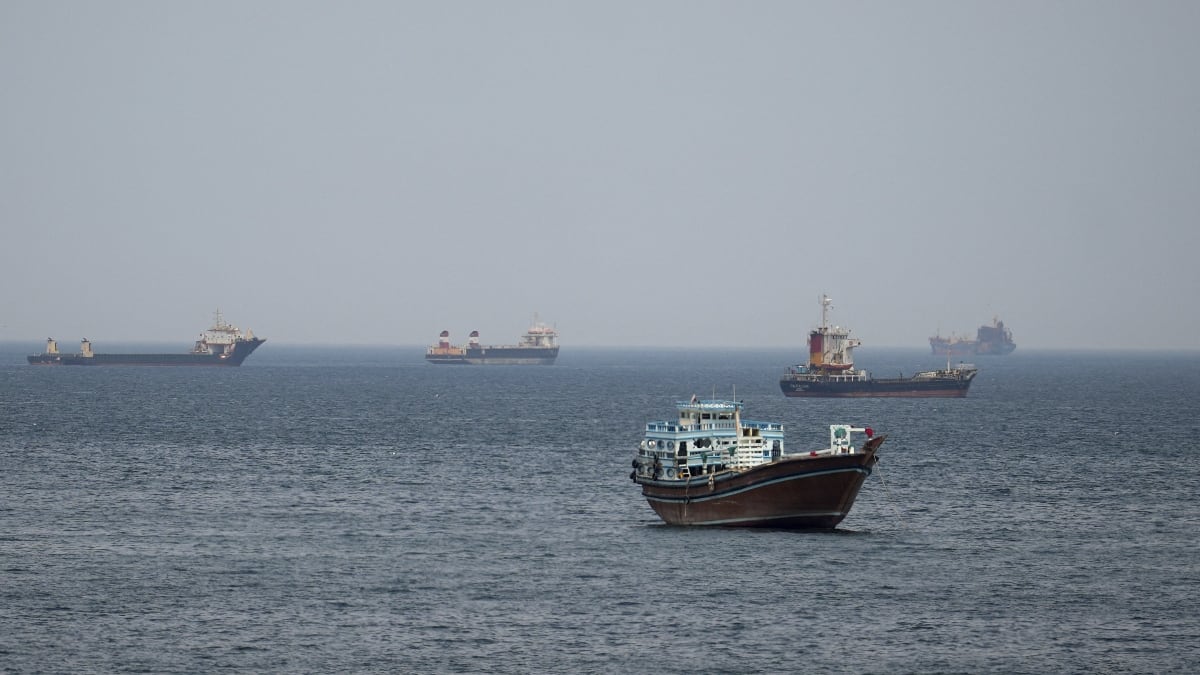Iran testing US blockade again? Supertanker Yuri with 2 mn barrel oil ...