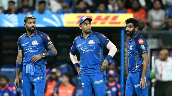 Mumbai Indians out of IPL playoffs race? Here's how MI can still finish in top four despite loss to SRH Mumbai Indians out of IPL playoffs race? Here's how MI can still finish in top four despite loss to SRH