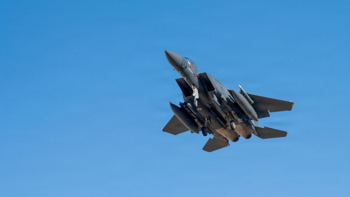Iran Israel War Live News: Strikes continue as Iran intensifies search for American pilot Iran Israel War Live News: Strikes continue as Iran intensifies search for American pilot