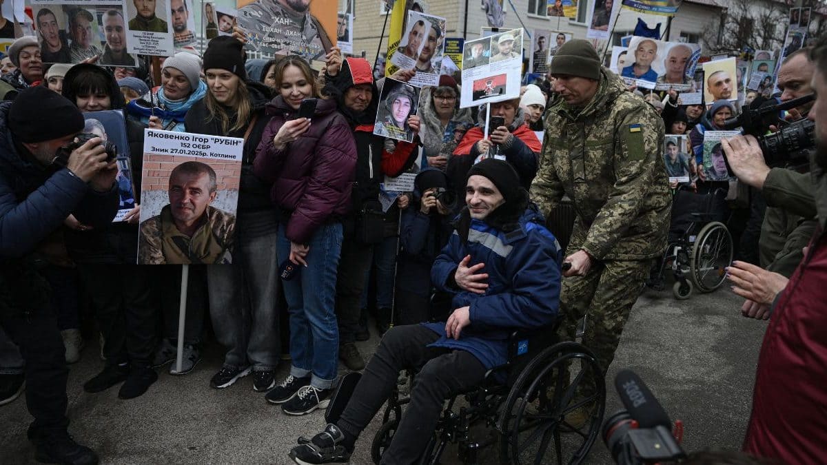 Ukraine says Russia violated Easter truce nearly 450 times, Moscow cites drone attacks