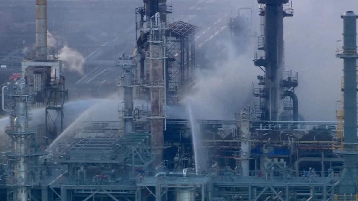 Fire at Australia’s largest refinery hits petrol output as Iran war strains supply