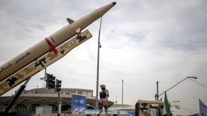 Fateh, Kheibar Shekan, Qadr…: Iranians join missile rallies supporting IRGC against US, Israel