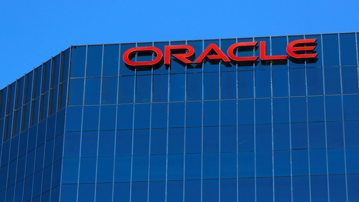 After thousands of layoffs, Oracle revokes placement offers at IITs and ...