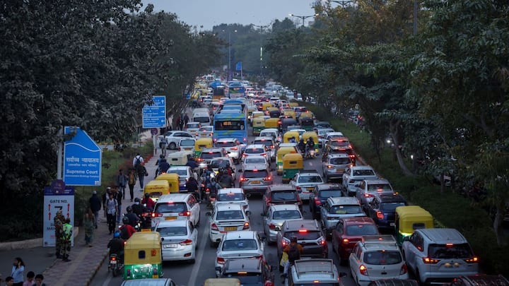How Delhi's EV policy puts petrol motorcycles on notice How Delhi's EV policy puts petrol motorcycles on notice