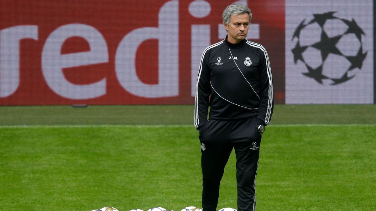 Florentino Perez backs Jose Mourinho for Real Madrid return amid trophy ...