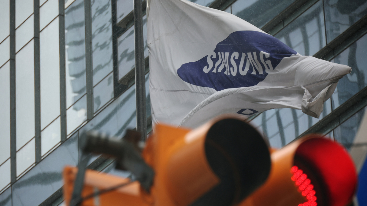 Samsung workers plan mega strike: Will it make phones and laptops more expensive? – Firstpost